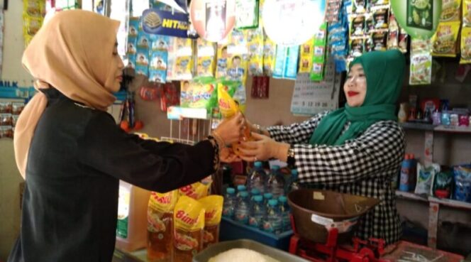 
Stok Aman, Harga Minyak Goreng di Kota Pasuruan Terkendali