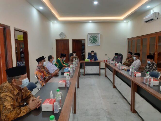 
Tentang “Ritual Maut” Tunggal Jati Nusantara, MUI Jatim Minta Pemerintah Tegas