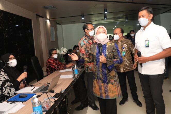 
Pastikan Implementasi Program JKP, Menaker dan Dirut BPJS Ketenagakerjaan Gelar Dialog dengan Peserta