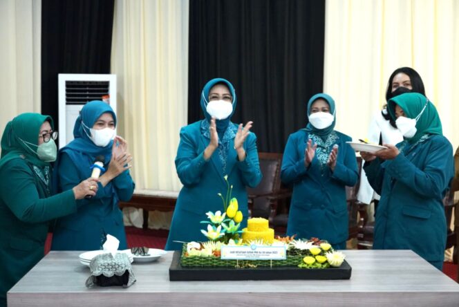 
Peringati HKG ke-50, Fatma Dorong PKK Lebih Inovatif