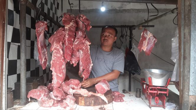 
H-1 Ramadan, Harga Daging Sapi di Pasuruan Mulai Merangkak Naik