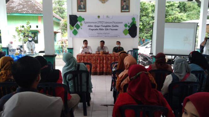 
Pegadaian Pasuruan Beri Solusi Pinjaman Terendah untuk Pelaku UMKM