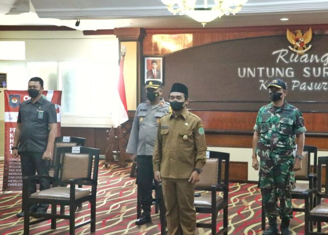 
Hadiri Peringatan Hari Otonomi Daerah, Ini Harapan Mas Adi untuk Masyarakat Pasuruan