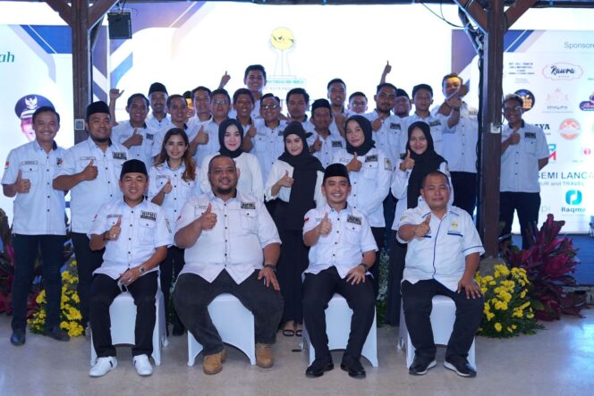 
Dilantik, HIPMI Kota Pasuruan Siap Berinovasi dan Bersinergi Bangun Perekonomian