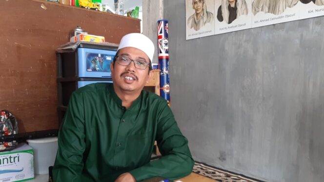 
Viral Pria Nikah dengan Kambing, Ketua Aswaja NU Center Bangil : Tidak Etis