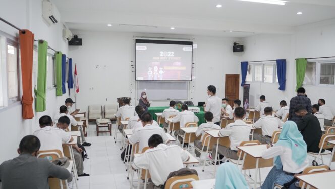 
MPM Honda Jatim Gelar Roadshow Sosialisasi AHM Best Student