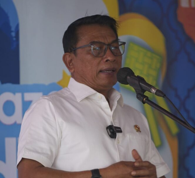 
Moeldoko Ajak Warga Kembangkan Potensi Desa untuk Atasi Kemiskinan Ekstrem