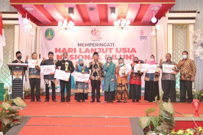 
Wawali Mas Adi: Kesejahteraan Lansia Jadi Perhatian Pemkot Pasuruan