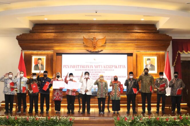 
Wakil Walikota Pasuruan Ikut Deklarasikan Jejaring Panca Mandala di Jawa Timur