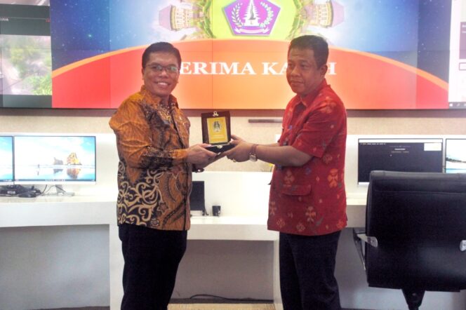 
Pelajari Penerapan Smartcity, Diskominfotik Kota Pasuruan Lakukan Studi Banding Ke Diskominfo Kabupaten Badung