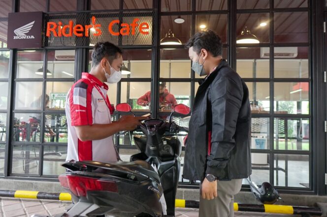 
Buat Pemilik Nama Agus atau Lahir di Bulan Agustus, Servis di AHASS dapat Diskon 17 Persen