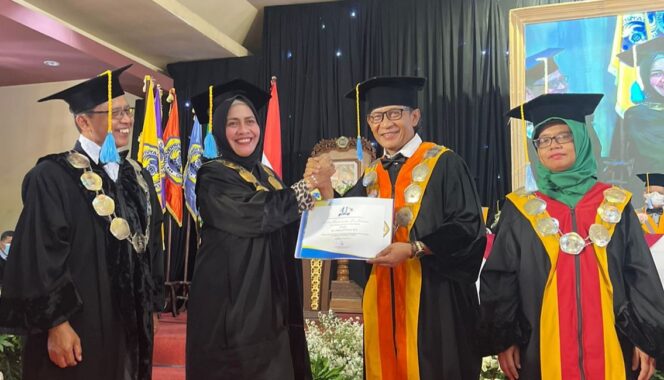
Fikom Unitomo Terus Bergerak Menembus Batas