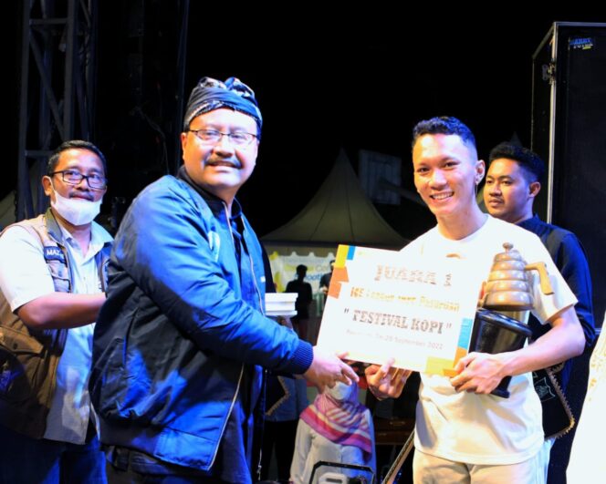 
Gus Ipul Apresiasi Banyak Talenta Muda Kota Pasuruan yang Mengembangkan Industri Kreatif