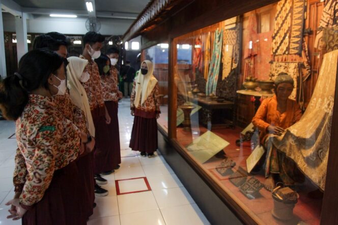 
Program Merdeka Belajar, Siswa Mengenal Sejarah Lewat Musium