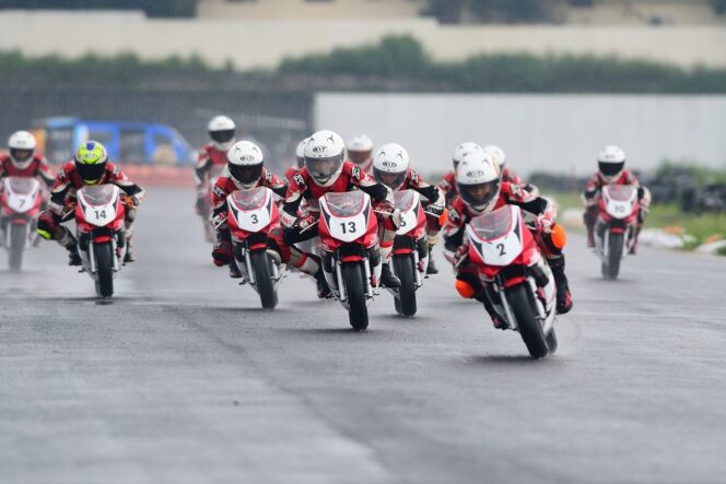 
Seri Pamungkas, Astra Honda Racing School Mantapkan Bekal 16 Pebalap Belia