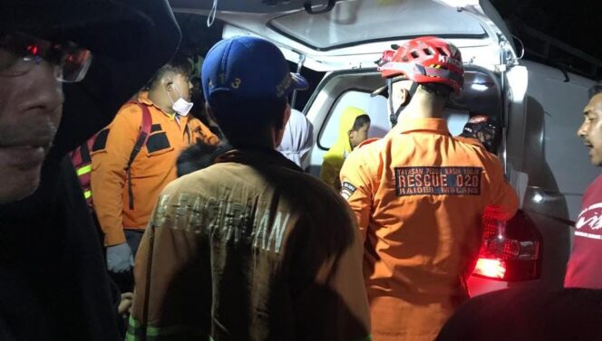 
Pria di Pasuruan  Terperosok ke Sumur Tua Sedalam 10 Meter