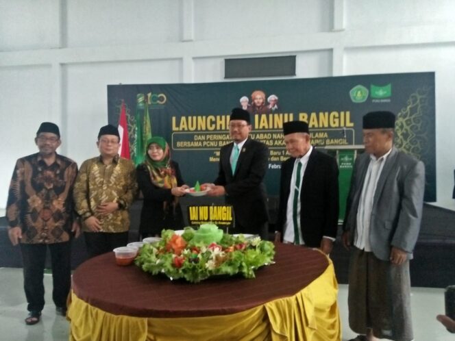 
Launching IAINU Bangil Jadi Kado Istimewa 1 Abad NU