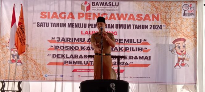 
Hadiri Acara Siaga Pengawasan Satu Tahun Menuju Pemilu 2024, Ini Pesan Singkat Bupati Trenggalek