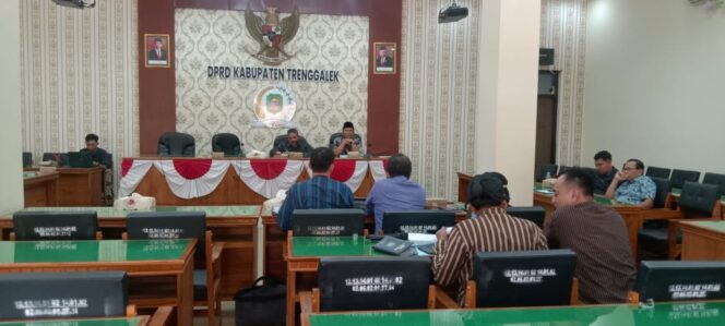 
Komisi IV DPRD Trenggalek Pertanyakan Progres Perencanaan Pembangunan Puskemas Suruh