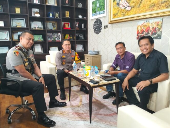 
Tahun Politik, AMSI Jatim dan Polresta Banyuwangi Segera Bentuk Komite Komunikasi Digital