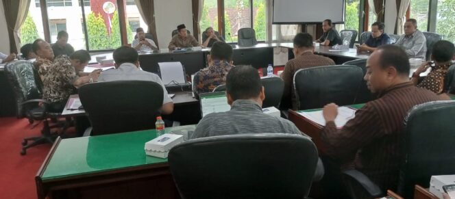 
Komisi III DPRD Trenggalek : Kita Undang 3 OPD Mitra yang Ada Kolerasinya untuk Kegiatan 2023