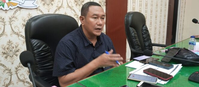 
Komisi II DPRD Trenggalek Warning OPD Penghasil Pendapatan untuk Penuhi Target 2023