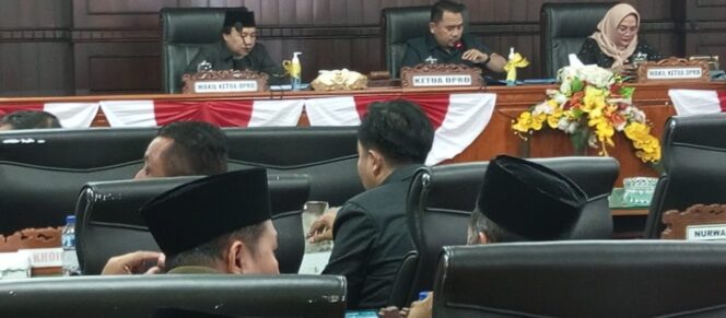 
DPRD Trenggalek Paripurnakan Persetujuan Pokir TA 2024