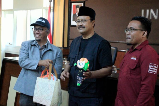
Gus Ipul Ingin UMKM Perkuat Ketangguhan dalam Dunia Usaha