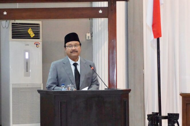 
Sampaikan LKPJ 2022, Gus Ipul : Pertumbuhan Ekonomi Kota Pasuruan Naik Signifikan