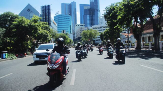 
Tips #Cari_Aman Berkendara Saat Berpuasa, Yuk Simak!