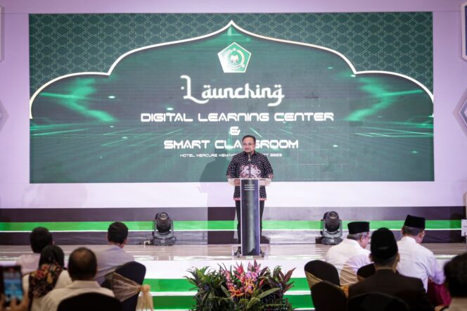 
Kemenag Luncurkan Digital Learning Center dan Smart Classroom