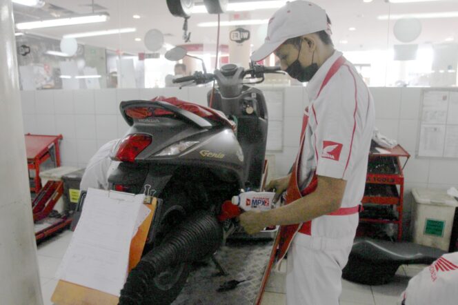 
Persiapkan Motor Honda Sebelum Mudik dengan Service di Bengkel AHASS