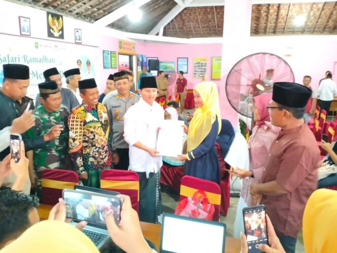 
Bupati Trenggalek Safari Ramadan ke Desa Panggungsari