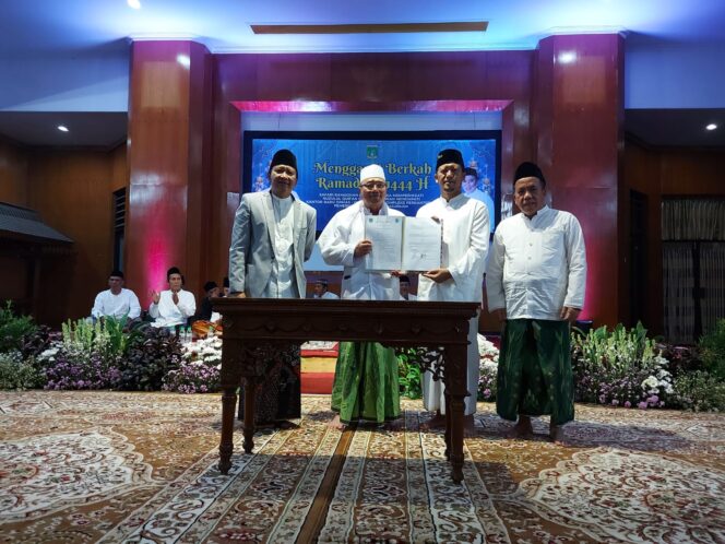
APDI Pasuruan Terima Bantuan Inventaris Kantor dari Bupati Pasuruan