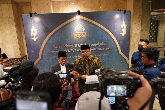 
Kukuhkan Pengurus BKM, Menag: Jaga Masjid dari Politisasi