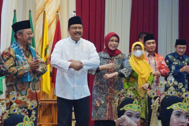 
Gus Ipul:  Muhammadiyah Kota Pasuruan Ikut Berikan Sumbangsih ke Pemkot