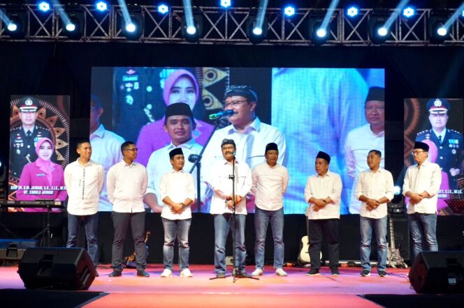 
Hadiri Kenal Pamit Kapolres Kota Pasuruan, Gus Ipul Ungkapkan Ini….