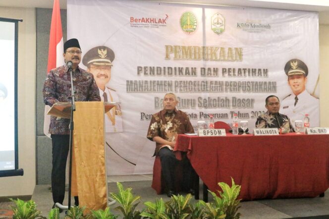 
Puluhan Guru SD di Pasuruan Ikut Pendidikan dan Pelatihan Manajemen Pengelolaan Perpustakaan