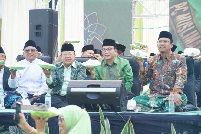 
Kupang Lontong Hantarkan Muslimat NU Sidoarjo Pecahkan Rekor Muri