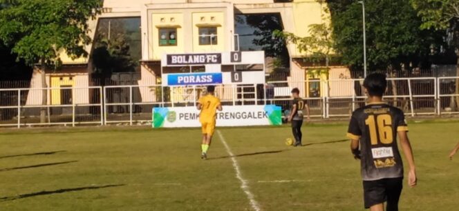 
Trenggalek Soccer League : Bolang FC Lolos ke Final, Tekuk Poras 4-1 Melalui Adu Pinalti