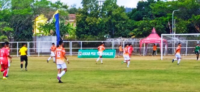
Sepak Bola Pra Porprov 2023 : Trenggalek Jadi Tim Paling Produktif Grup F, Giliran Madiun Digunduli 4-0 