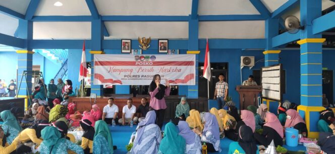 
Darurat Narkoba, Satresnarkoba Polres Pasuruan Berikan Binluh untuk Warga Desa Sumbersuko