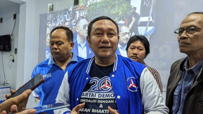
Anies Baswedan – Muhaimin Iskandar : Fraksi Demokrat Trenggalek Sebut ‘Mereka Tidak Tahan Ujian’