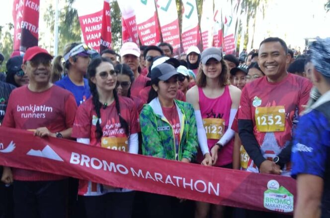 
Cerita Arumi Bachsin Pertama Kali Ikut Bromo Marathon