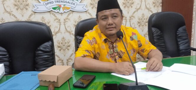
Komisi I DPRD Trenggalek Gelar Raker Bahas Hibah KPUD dan Bawaslu