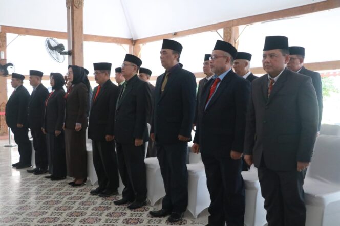 
19 Pejabat Eselon II Pemkab Probolinggo Dilantik