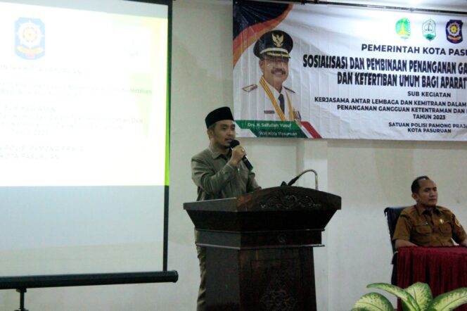 
Mas Adi Minta Lurah dan Camat Harus Paham Regulasi Terkait Keamanan dan Ketertiban Masyarakat