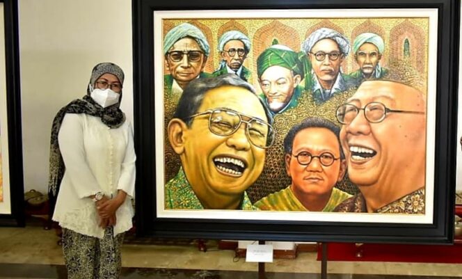 
Nabila Dewi Gayatri Gelar Pameran Tunggal Drawing ‘Owah Gingsir’