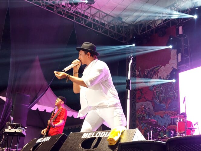 
Keren, Festival 76 IAK 2023 Jadi Ajang Kreativitas Anak Muda dan UMKM Pasuruan