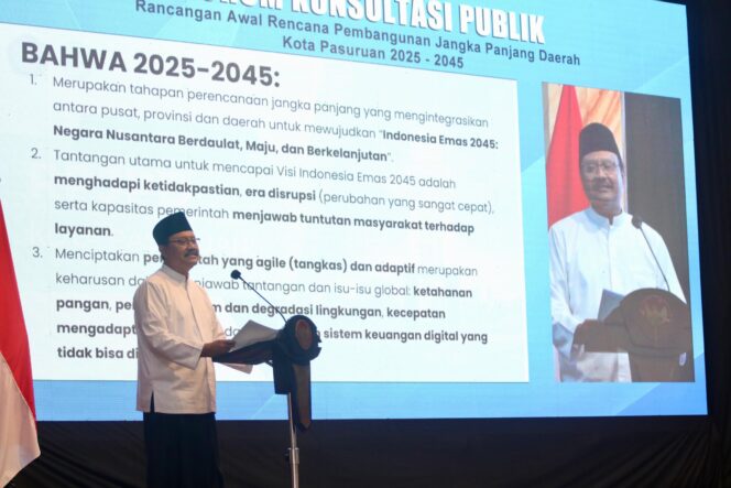 
Walikota Pasuruan Membuka Acara Forum Konsultasi Publik Menuju Kota Berbasis Heritage